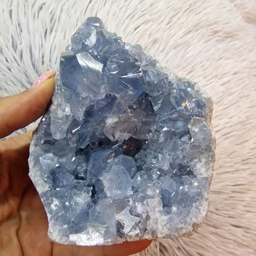 Cölesztin 808 g.