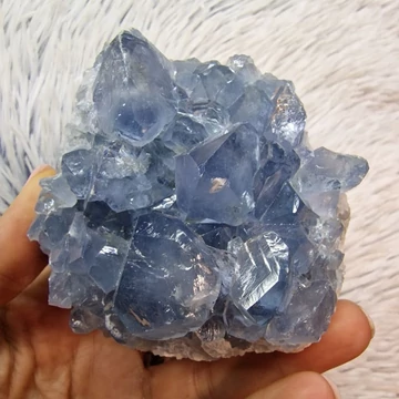 Cölesztin 595 g.