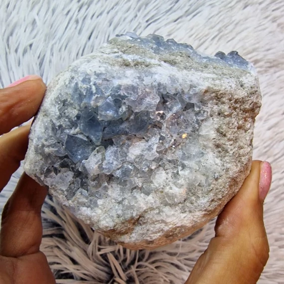 Cölesztin 595 g.