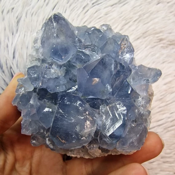 Cölesztin 595 g.